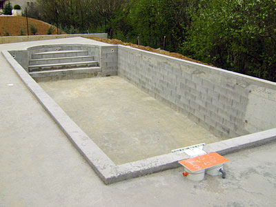 Création piscine béton à Vrigne-aux-Bois